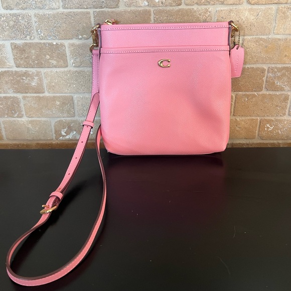 Coach Kitt Messenger Crossbody Bag Purse with Dust Bag - Picture 2 of 11